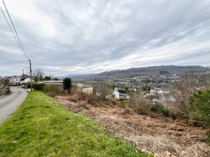 Photo 30- click for photo gallery